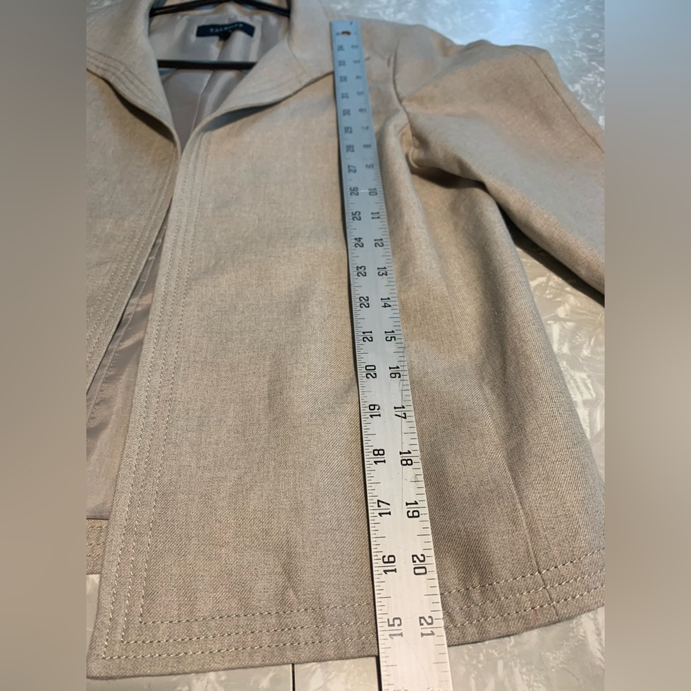 Light Sand Linen Jacket - Picture 7 of 11